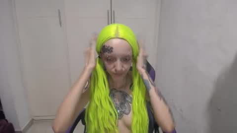 Luna online show from 12/28/24, 04:19