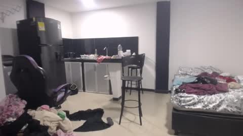 Luna online show from 03/06/25, 03:45