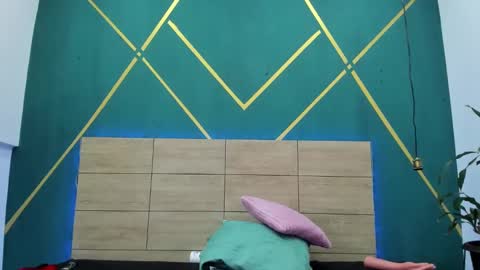 Snapshot of luna_smit_ chatting on 02/05/25, 01:47 Luna online show from 02/05/25, 01:47