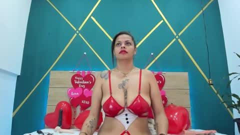 Snapshot of luna_smit_ chatting on 02/15/25, 02:55 Luna online show from 02/15/25, 02:55