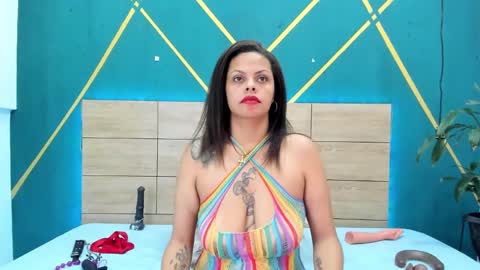 Snapshot of luna_smit_ chatting on 02/21/25, 07:10 Luna online show from 02/21/25, 07:10