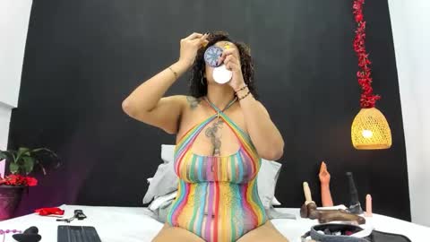 Snapshot of luna_smit_ chatting on 09/08/25, 07:35 Luna online show from 09/08/25, 07:35