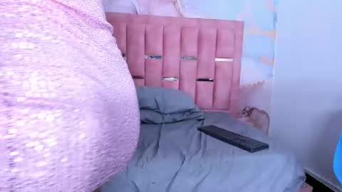 Luna  online show from 01/24/25, 06:25