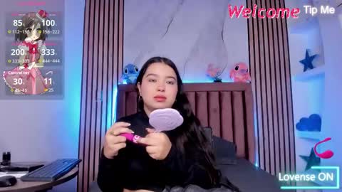 Luna  online show from 11/20/25, 12:16