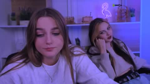 Snapshot of luna_tin chatting on 09/16/25, 07:15 Luna online show from 09/16/25, 07:15