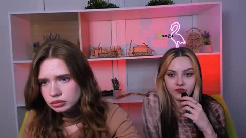 Snapshot of luna_tin chatting on 09/22/25, 07:05 Luna online show from 09/22/25, 07:05