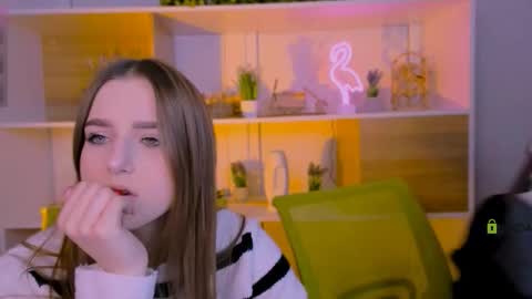 Snapshot of luna_tin chatting on 10/10/25, 07:13 Luna online show from 10/10/25, 07:13