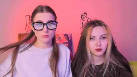 Snapshot of luna_tin chatting on 10/13/25, 07:03 Luna online show from 10/13/25, 07:03