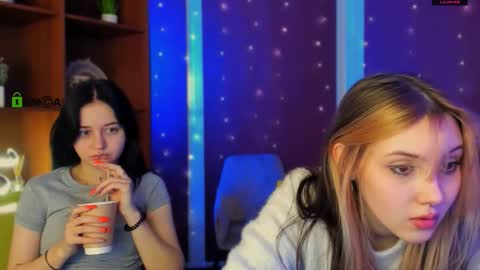 Snapshot of luna_tin chatting on 11/23/25, 09:09 Luna online show from 11/23/25, 09:09