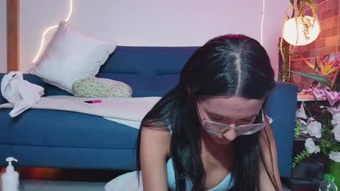 luna_valen online show from 03/21/26, 08:19