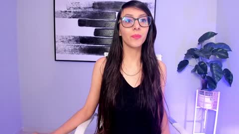 luna online show from 02/02/25, 02:45