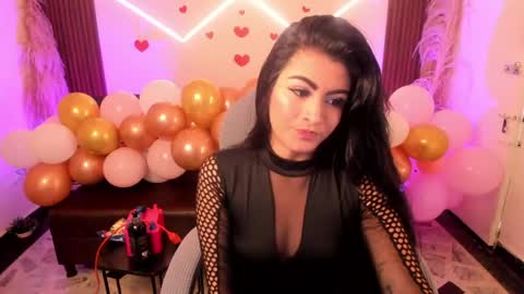 Luna  online show from 04/20/26, 08:54