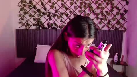 Snapshot of lunaaa_07 chatting on 04/20/26, 04:26 lunaaa_07 online show from 04/20/26, 04:26