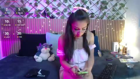 Snapshot of lunaaa_07 chatting on 05/13/26, 06:00 lunaaa_07 online show from 05/13/26, 06:00