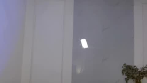 Snapshot of lunaamonroe chatting on 11/10/25, 12:15 LunaaMonroe online show from 11/10/25, 12:15