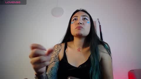 Snapshot of lunaaponte chatting on 02/04/26, 03:01 LUNA online show from 02/04/26, 03:01