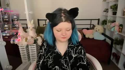 Luna online show from 04/16/26, 06:36