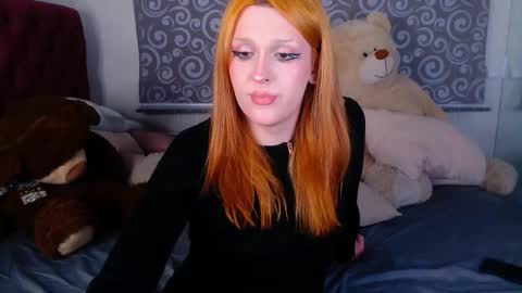 Luna give me a thumbs up please online show from 02/21/26, 09:38