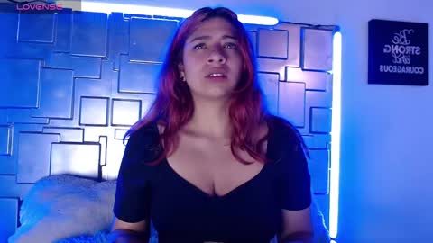 Snapshot of lunabloom2 chatting on 02/11/26, 05:51 lunabloom2 online show from 02/11/26, 05:51