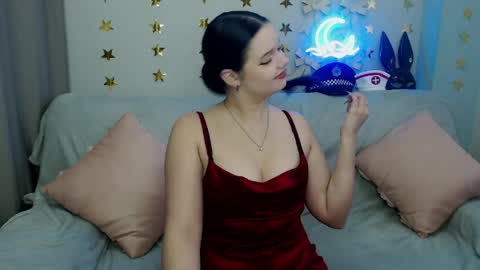 Luna online show from 04/09/26, 04:45