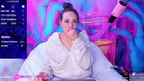 Luna online show from 03/17/26, 05:27