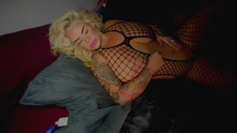 Luna Daddys Girl online show from 04/15/26, 05:03