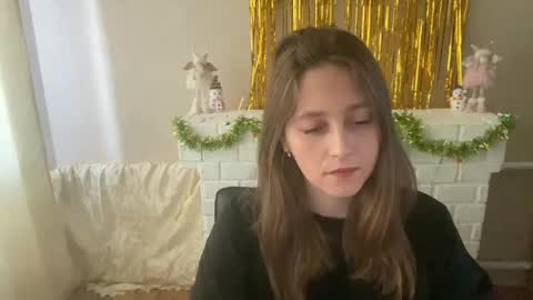 lunafeather online show from 12/21/25, 05:36