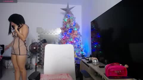 Snapshot of lunagardners chatting on 12/19/24, 04:13 lunagardners online show from 12/19/24, 04:13