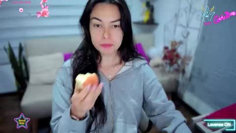 Luna online show from 02/02/26, 02:43