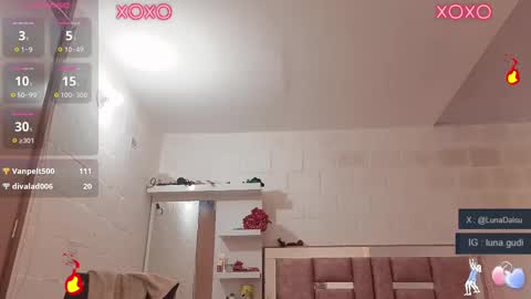 Luna online show from 10/03/25, 01:41