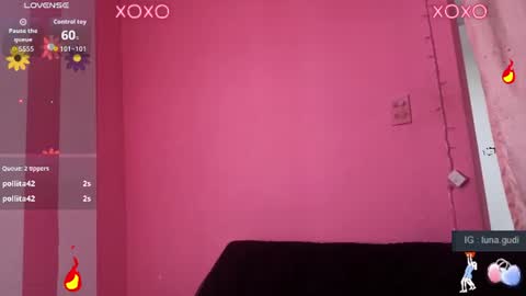 Snapshot of lunagudis chatting on 07/10/26, 01:36 lunagudis online show from 07/10/26, 01:36