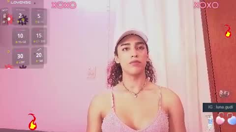 Snapshot of lunagudis chatting on 07/20/26, 05:04 lunagudis online show from 07/20/26, 05:04