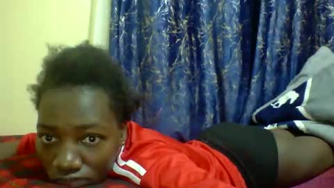 lunah_kitty online show from 05/01/26, 03:44