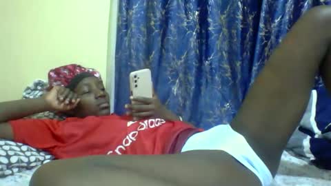 lunah_kitty online show from 05/02/26, 06:40
