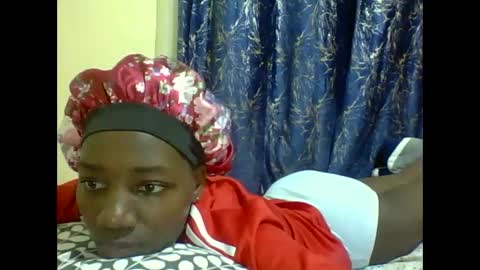 lunah_kitty online show from 05/02/26, 07:52