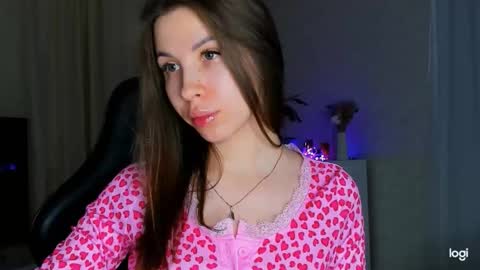 Snapshot of lunail chatting on 02/11/26, 01:10 lunail online show from 02/11/26, 01:10