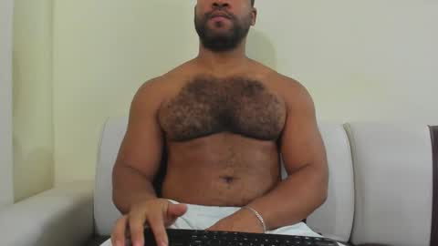 Luna online show from 02/05/26, 07:35