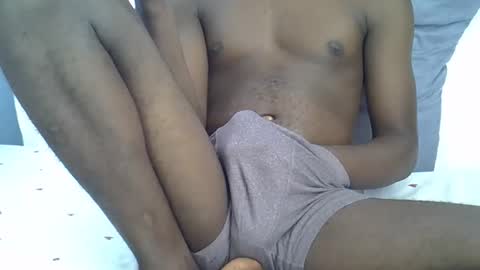 lunalove22_ online show from 01/12/26, 04:18