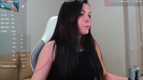 Snapshot of lunalovesuu chatting on 12/03/24, 09:12 Luna online show from 12/03/24, 09:12