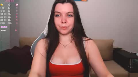 Snapshot of lunalovesuu chatting on 09/20/25, 04:08 Luna online show from 09/20/25, 04:08