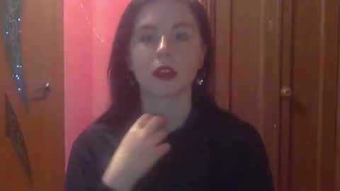 lunamystique_ online show from 01/23/25, 08:56