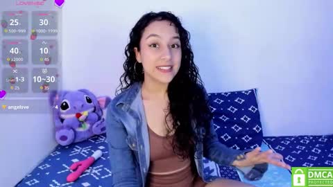 Snapshot of lunandrew chatting on 11/06/25, 04:24 Luna Mendez Andrew Cemar online show from 11/06/25, 04:24