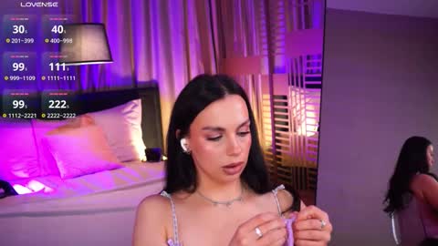 Luna  next streams Mon Fri Sat Sun 8pm-5am gmt0 online show from 03/08/26, 08:23