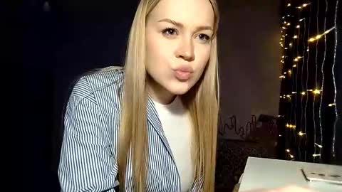 lunapeony online show from 03/14/26, 11:10