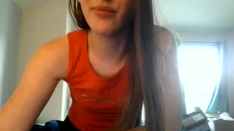 lunapixie2020 online show from 06/01/26, 12:23