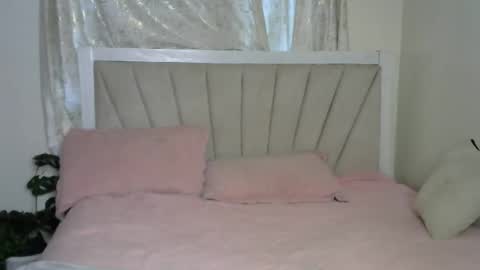 Snapshot of lunar_chocolate000 chatting on 02/23/26, 05:49 Smiley online show from 02/23/26, 05:49