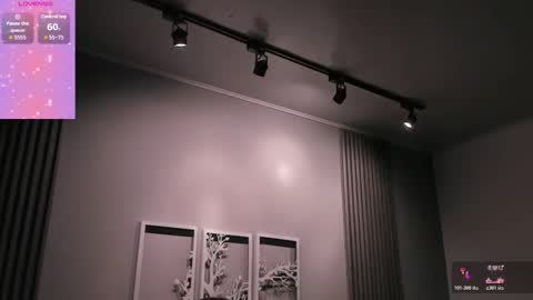 Luna  online show from 11/21/25, 08:07