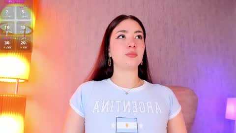 Snapshot of lunar_leen chatting on 07/19/26, 02:43 Luna online show from 07/19/26, 02:43