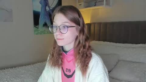 Snapshot of lunar_sofia chatting on 02/25/25, 03:16 Sofia online show from 02/25/25, 03:16