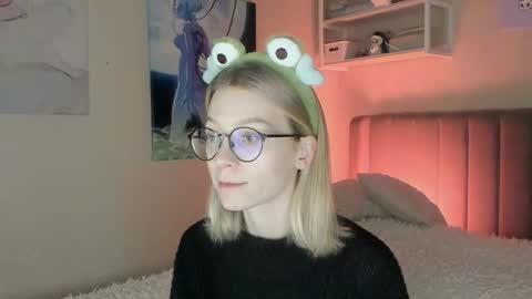 Sofia online show from 11/20/25, 12:16